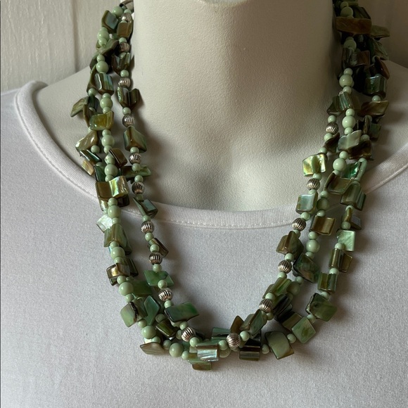Jewelry - Green Shell Beaded Necklace